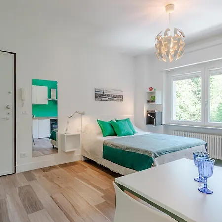 Guesthost - Lovely * Torino